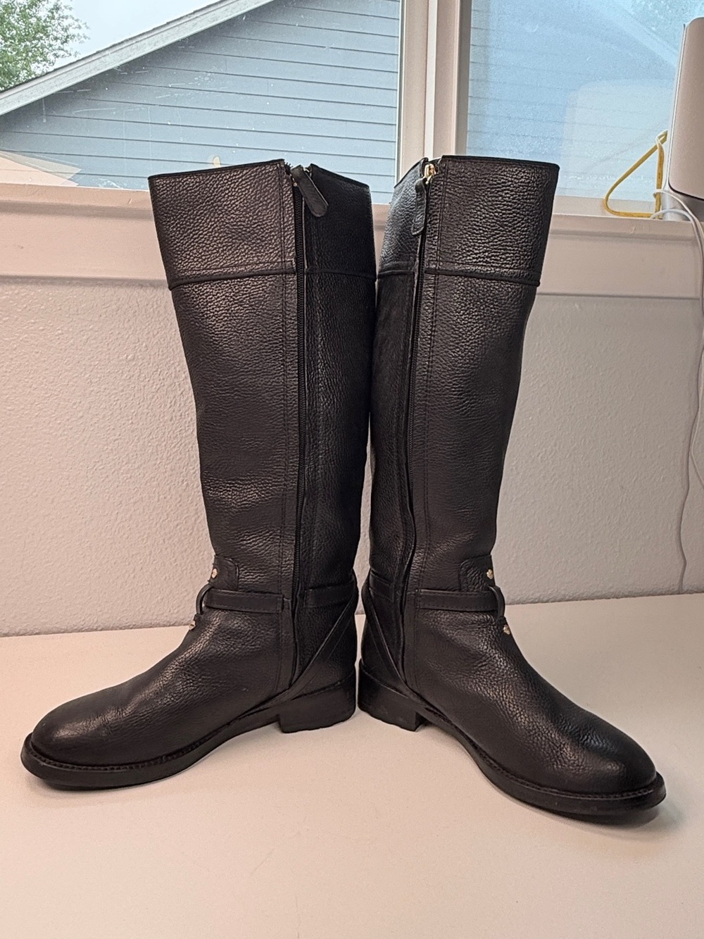 Tory Burch Tall black Pebbled Leather Riding Boots Gold Logo size  8 Boots - Picture 7 of 16